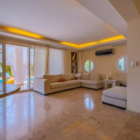 Marina - Solovilla Villa Oludeniz